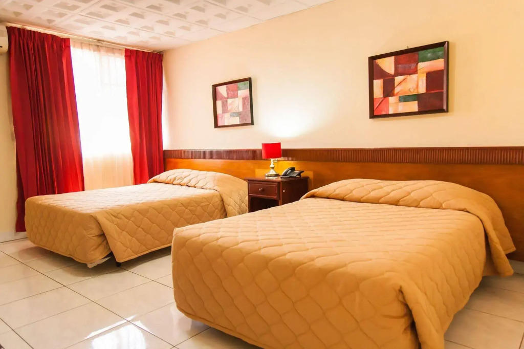 Hotel Estrella