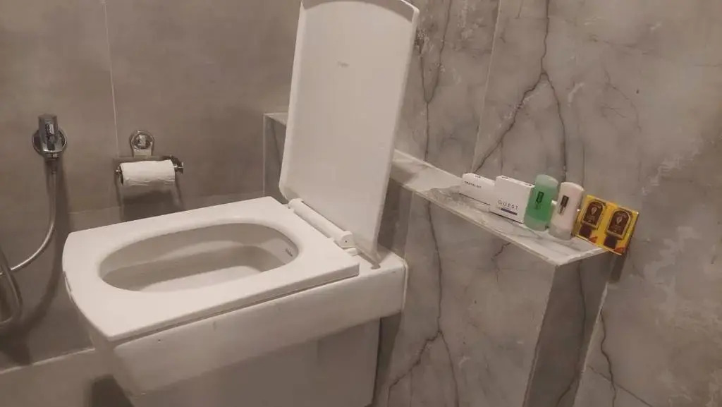 Hotel Avadh Palace, Subhash Bridge, RTO Circle, Ahmedabad