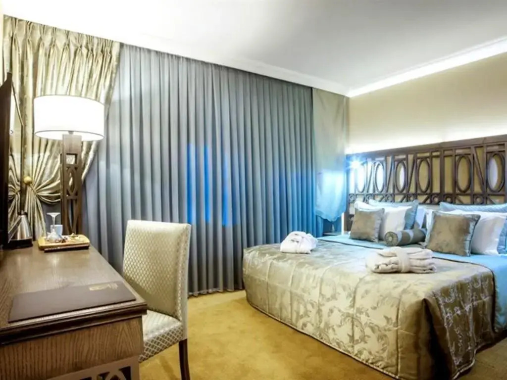 Cadence Design Hotel