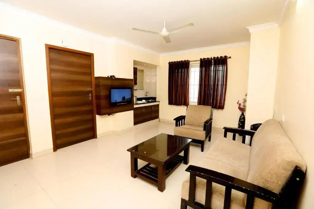 Chetinaad Courtyard Gandhipuram by Centre Park