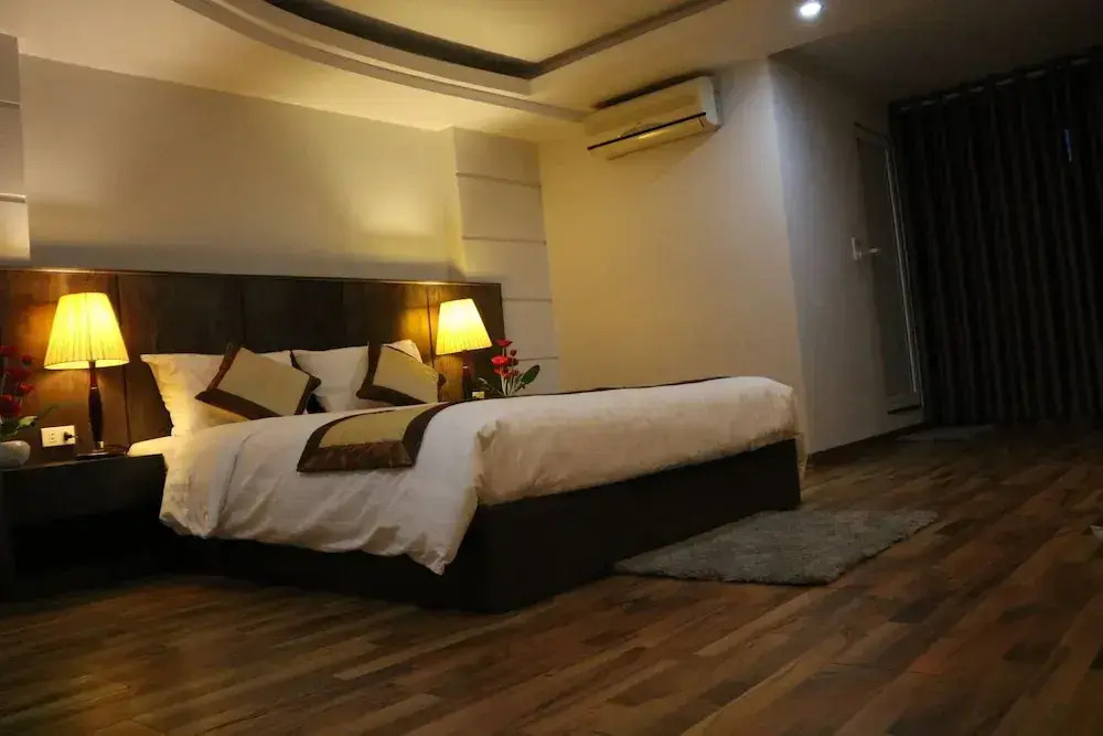 Ruby Hotel
