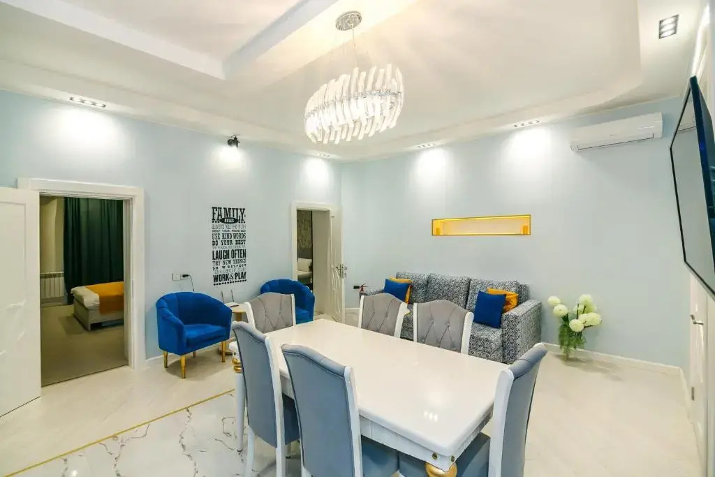 Central Cozy Apartment - Nizami Street, Baku