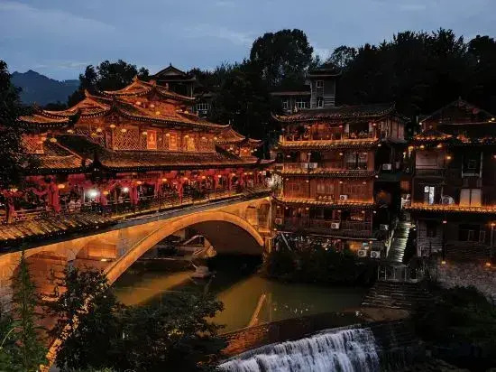 Yongshun Xincheng Express Hotel