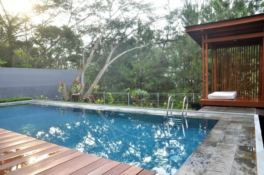 Hikari Hill View Villa 7 Bedrooms With a Private Swimming Pool and a Billiard Table