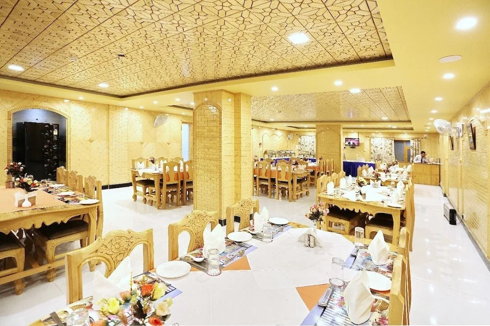 Hotel Shefaf