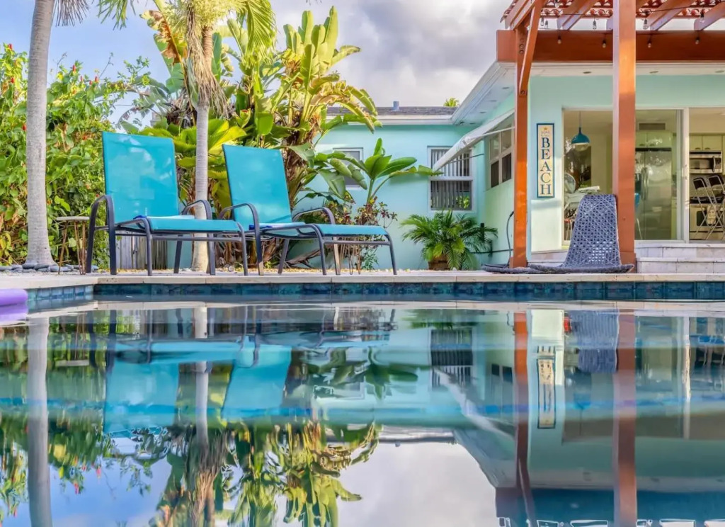 Private Pool & Games Near Dania Pointe & Beaches