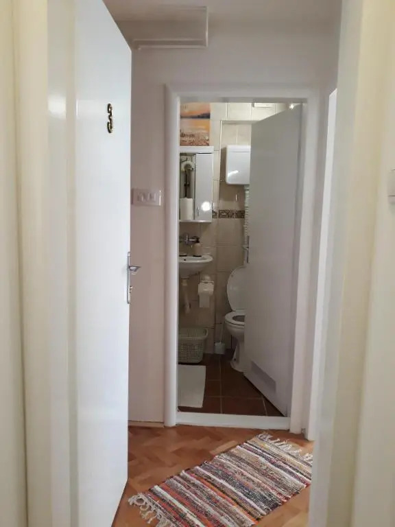Hann Apartments