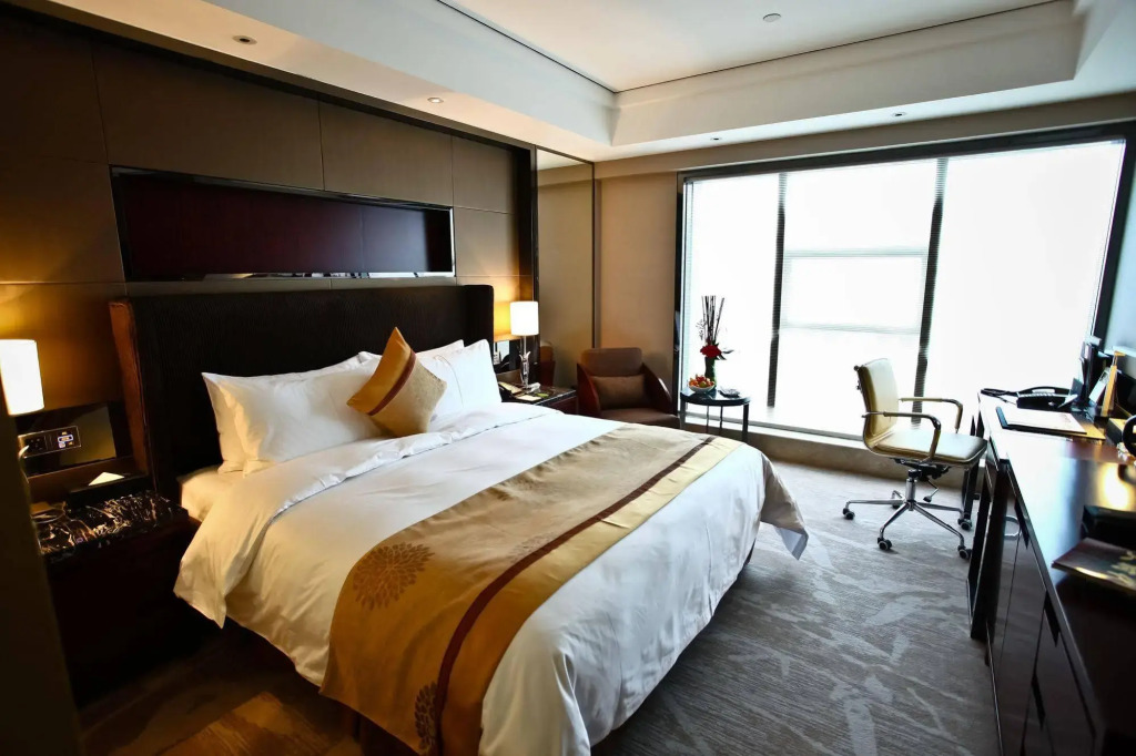 Celebrity Upper Class Hotel