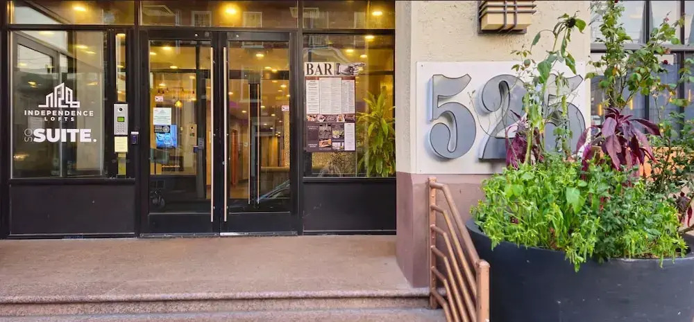 Sosuite 1BR Apt w W/d, Gym, On-site Restaurant