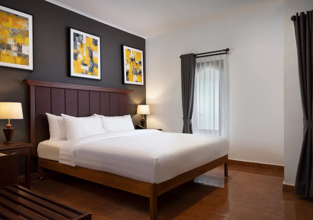 Отель Brits Resort Lovina