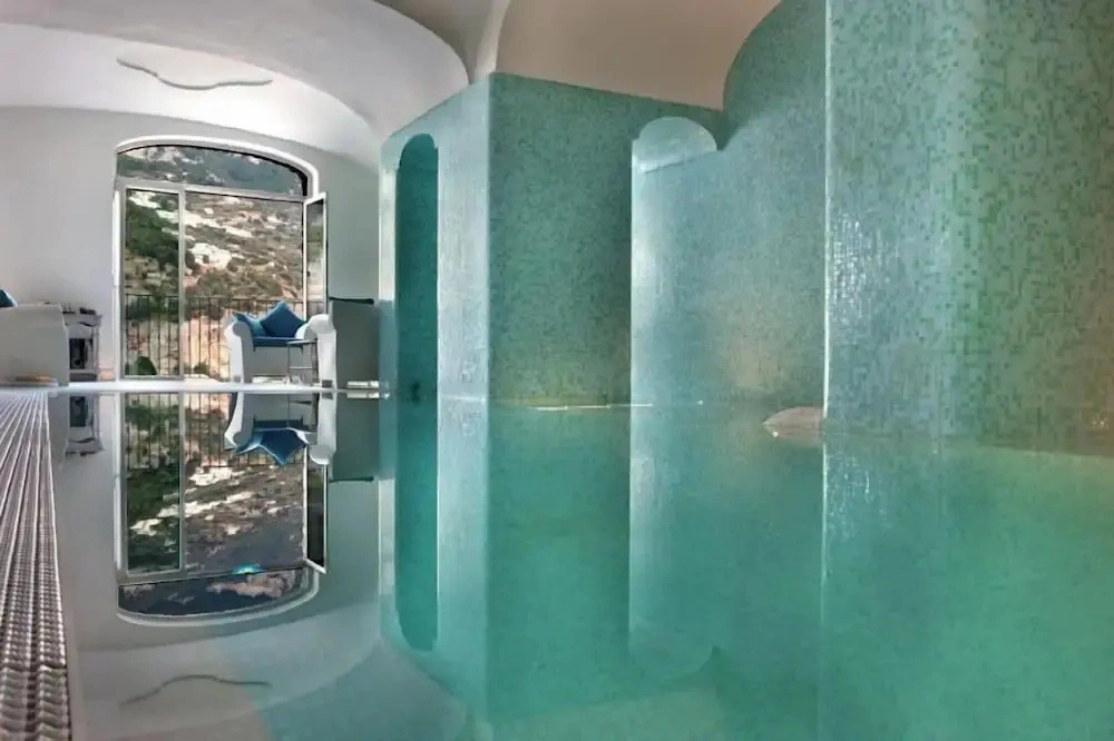 Villa In Positano With Luxury Spa & Amazing View