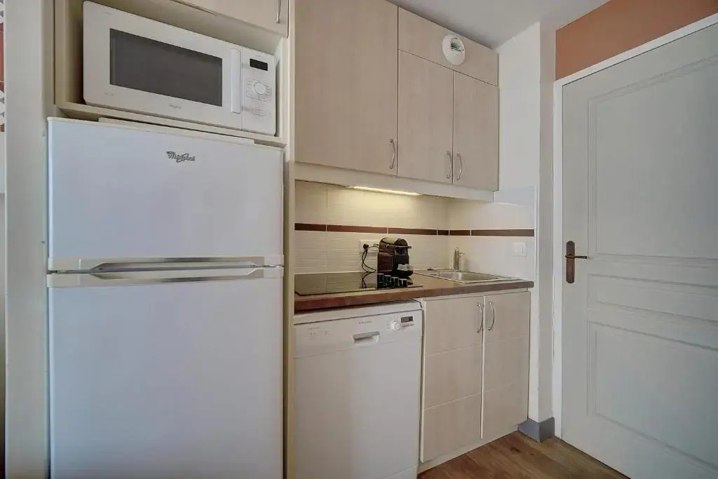 IMMOGROOM - 3 Rooms sea view - Swimming pool - Terrace - Parking