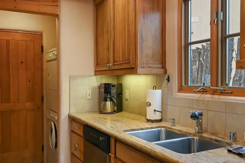 Piñon Dream - Walk to The Plaza, Comfortable Southwestern Style