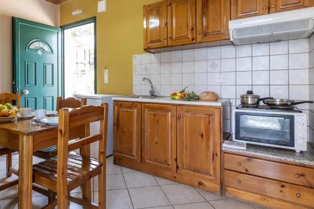Apostolos Apartment 6