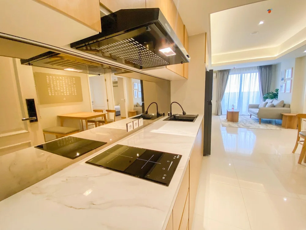 Strategic and Best Deal 2BR Marquis de Lafayette Apartment By Travelio