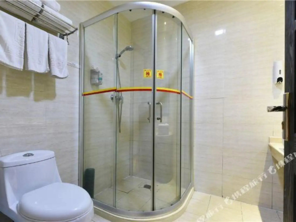 Yuexiang Hotel (Beijing Daxing Jiugong Subway Station)