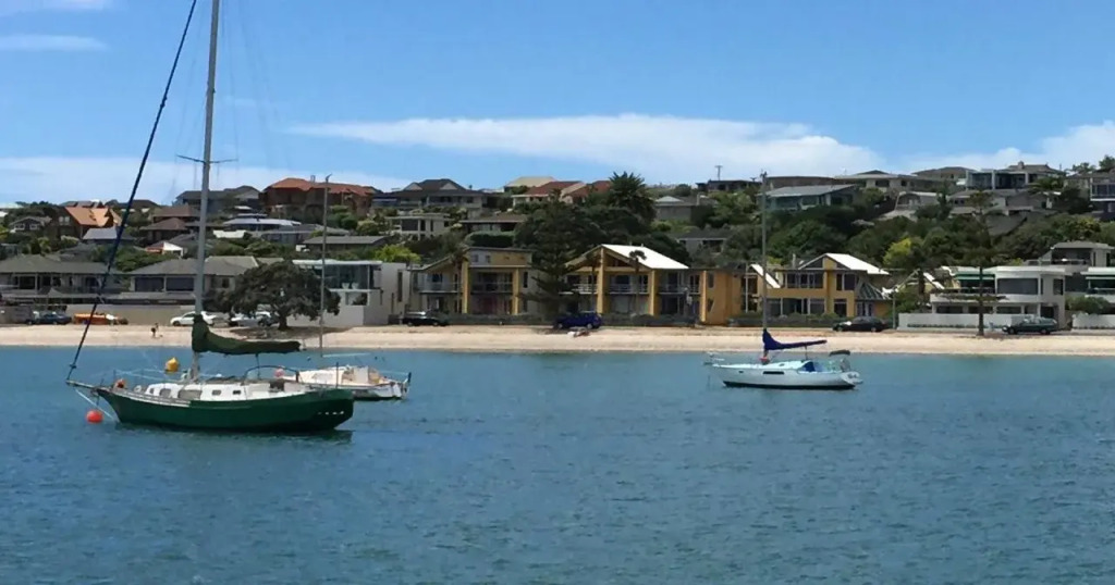 Bucklands Beach Waterfront Motel