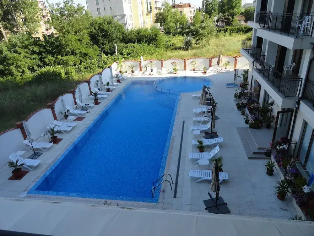 Cantilena Complex