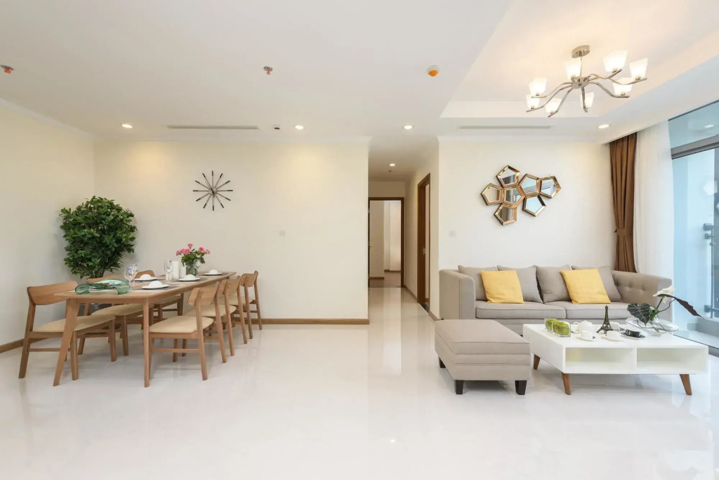 Central Park 1 Bedroom Apartment