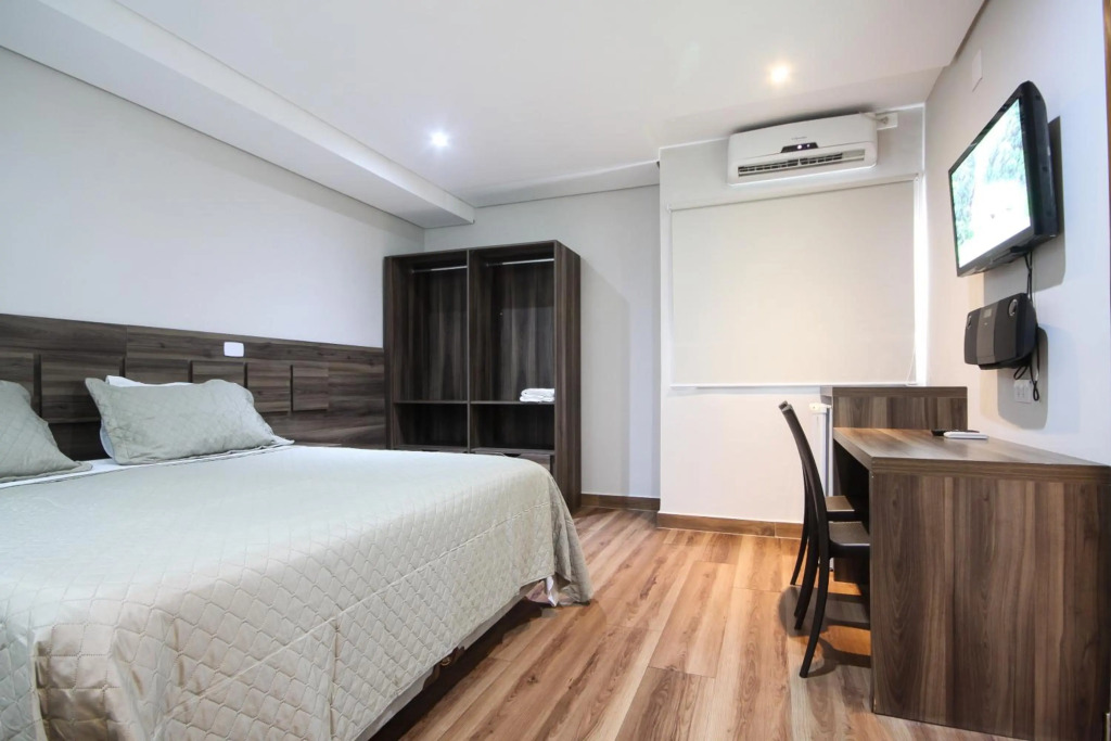Hotel Biz Urban- EXPO CENTER NORTE