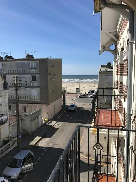 LE CÉRÈS 3 - Balcon Vue Latérale Mer, 30M Plage, Lumineux&Proche Centre