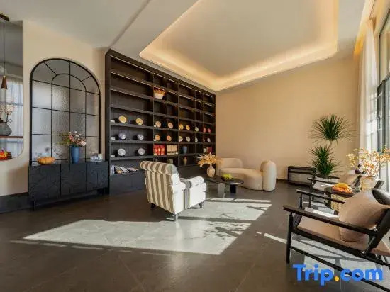 Wangyunju • Courtyard Hot Spring• Garden Homestay ( Century City Store)