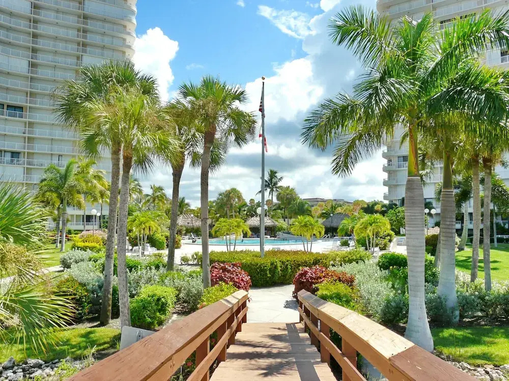 South Seas Tower 1-307