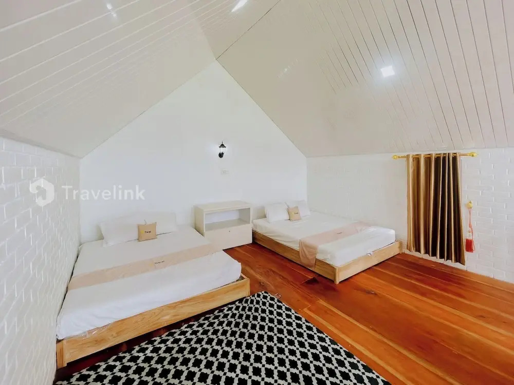White Cabin By Travelink