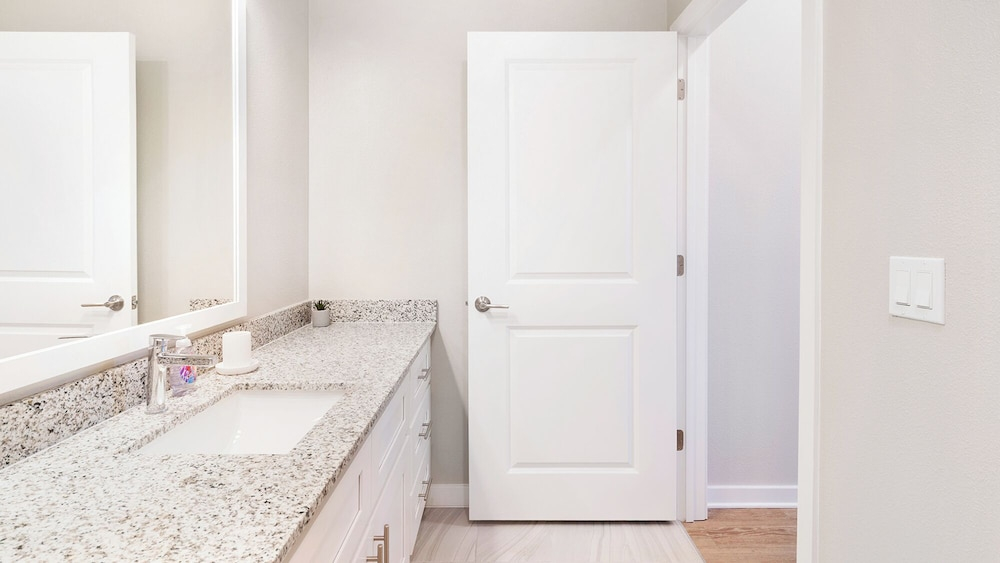 Landing Furnished Apartments Davenport near Northeast Regional Park