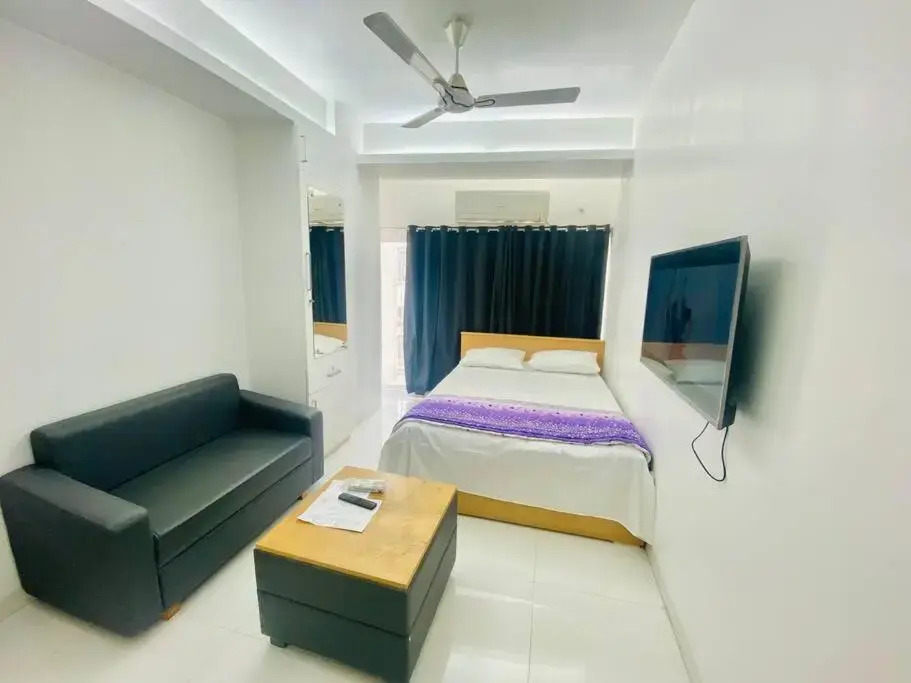 Cozy Studio Apartment Basundhara Near By Airport
