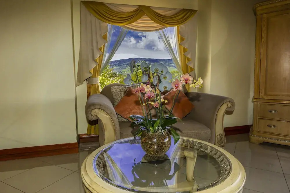 Hotel Poas Paradise