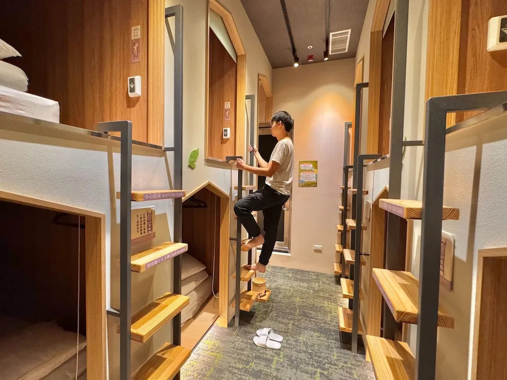 CHO Stay Capsule Hotel-Taoyuan Airport T2