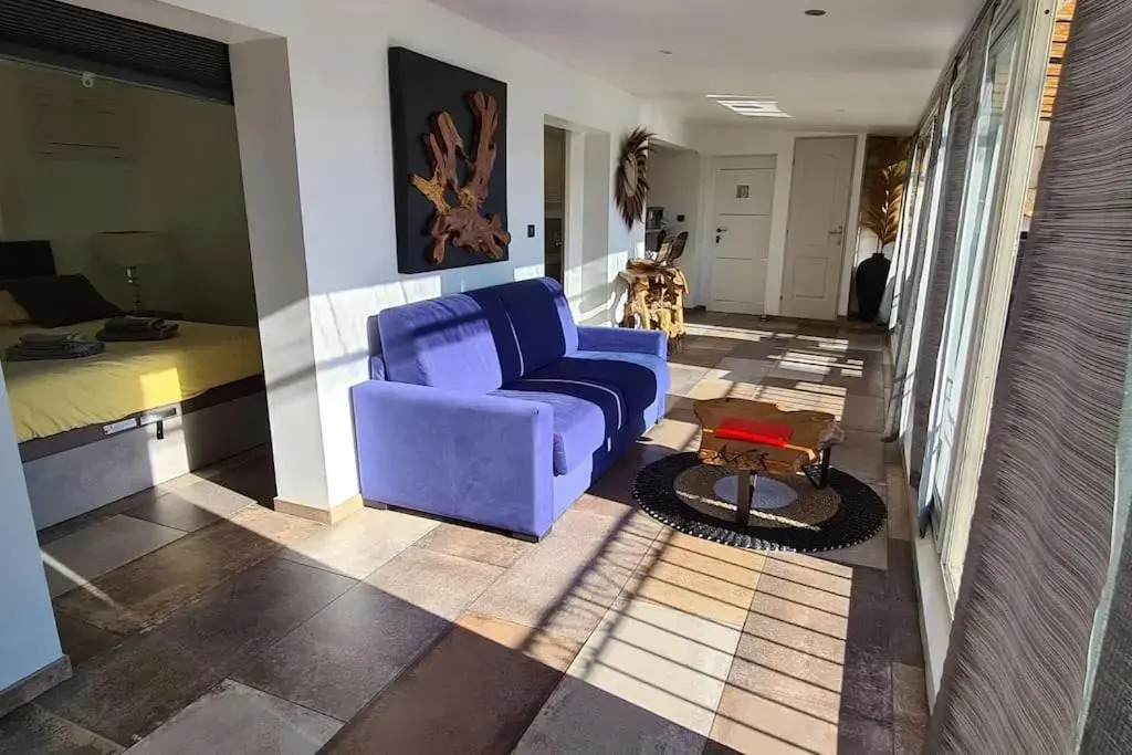 Bel appartement avec vue panoramique sur le port