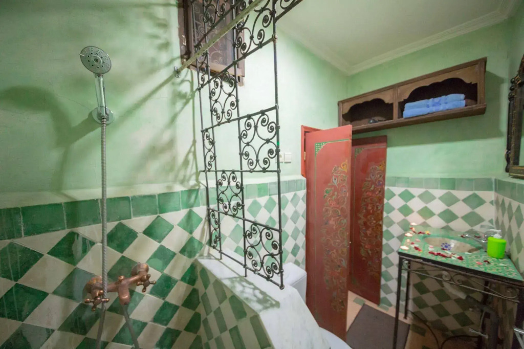 Riad Dar Guennoun - Luxury Suites in the Heart of Fes