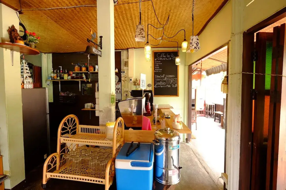 P.L.P Guesthouse - Mae Hong Son