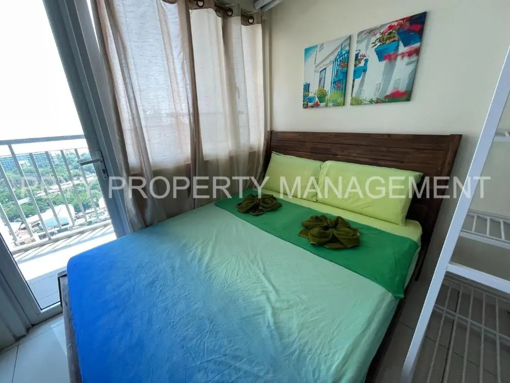Green Residences Stays by PBYY