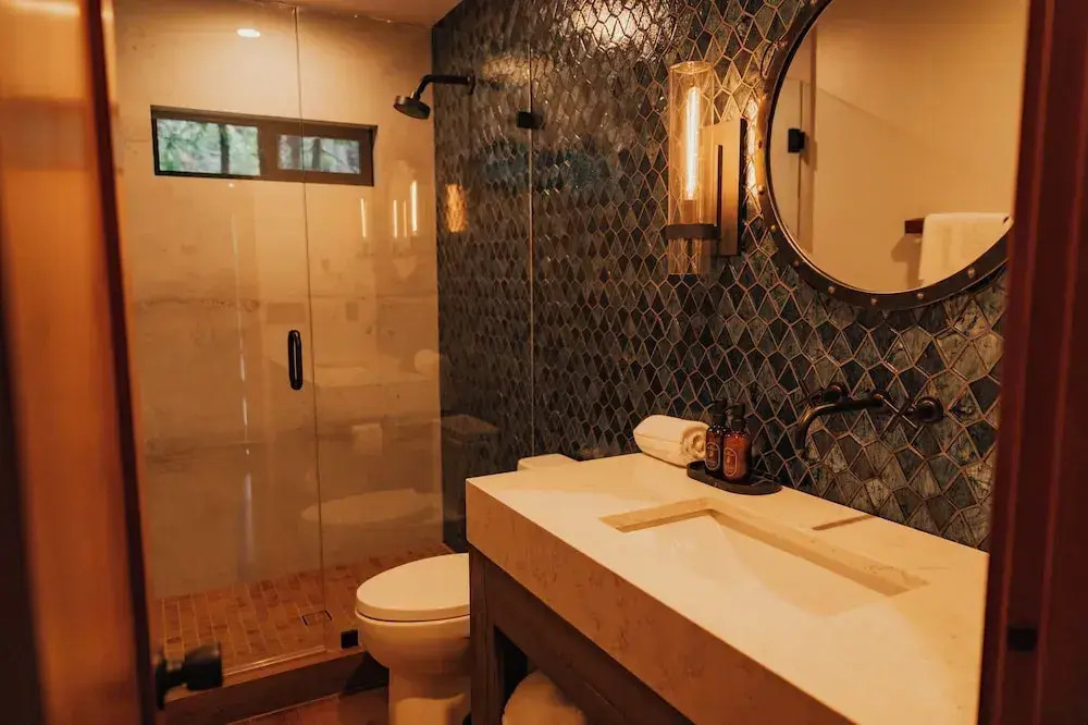 Newly Remodeled Luxury Cabin