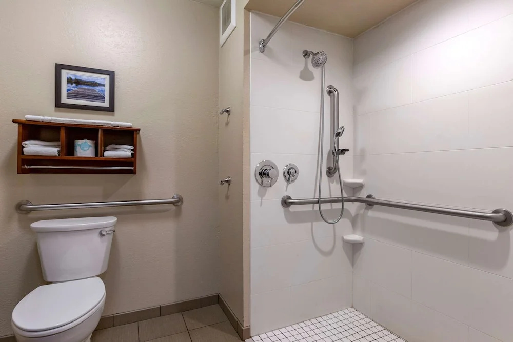 Comfort Inn & Suites I-90 City Center