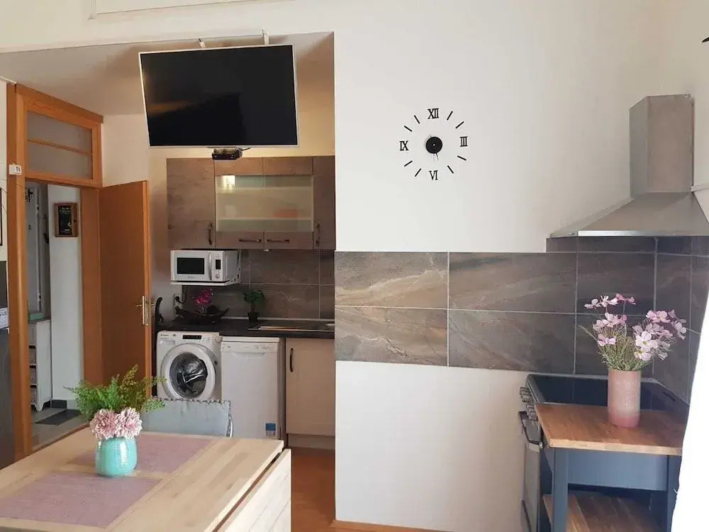 Seaview Apartment Kia by Litto