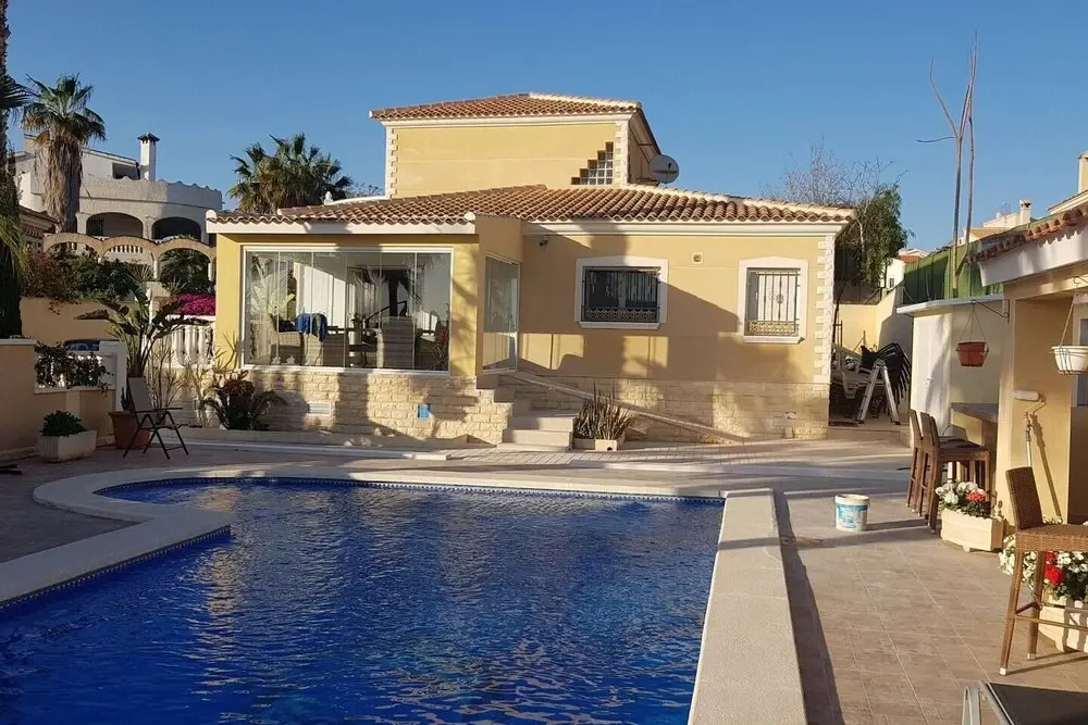 Large Luxurious Villa Urb La Escuera Private Pool