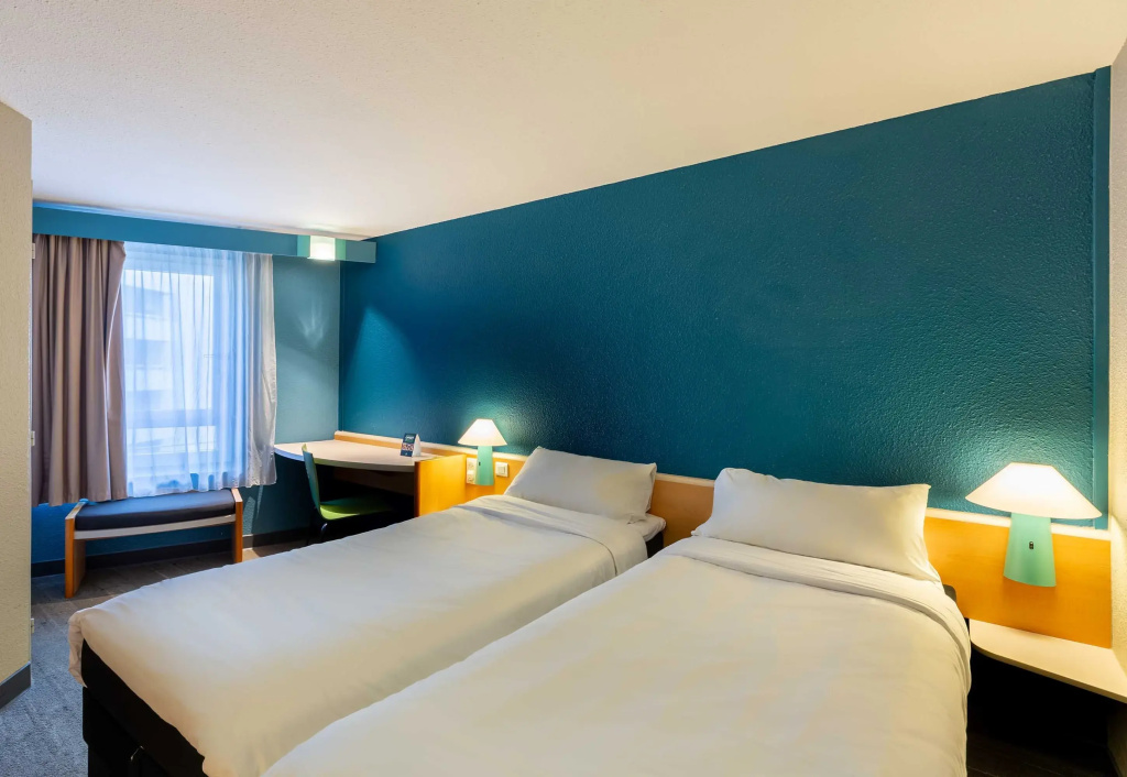 B&B HOTEL Orléans Centre Foch