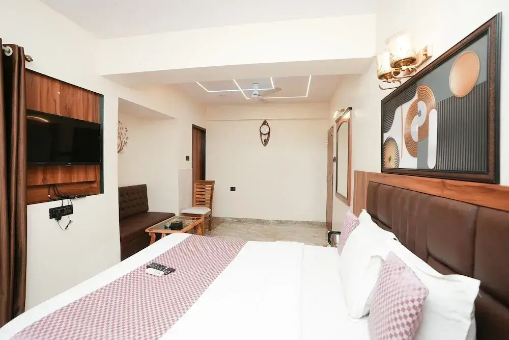 Hotel Neelkiran