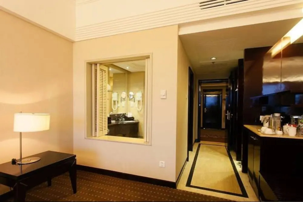 Tienyow Grand Hotel