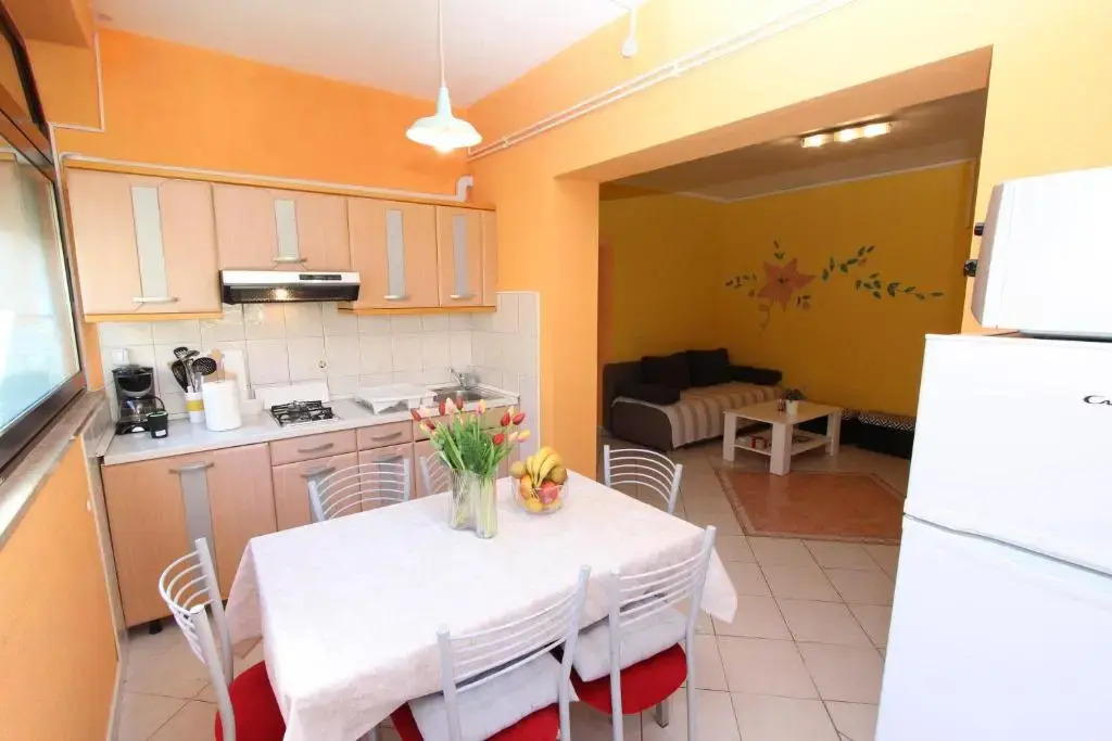 Apartments Rozi