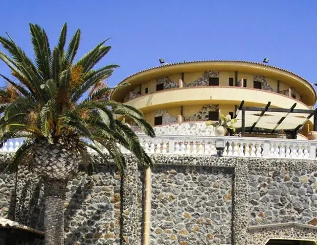 Hotel Diana