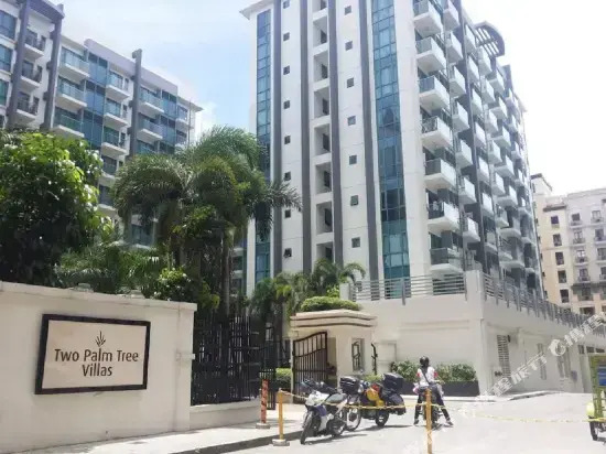 Two Palm Tree Condotel