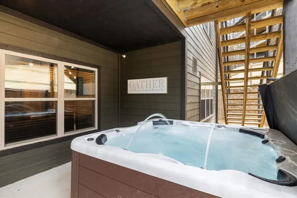 Brand NEW - 8br/6bath Mansion SWD Cabin With Indoor Pool, Hot Tub, & Arcade Room!