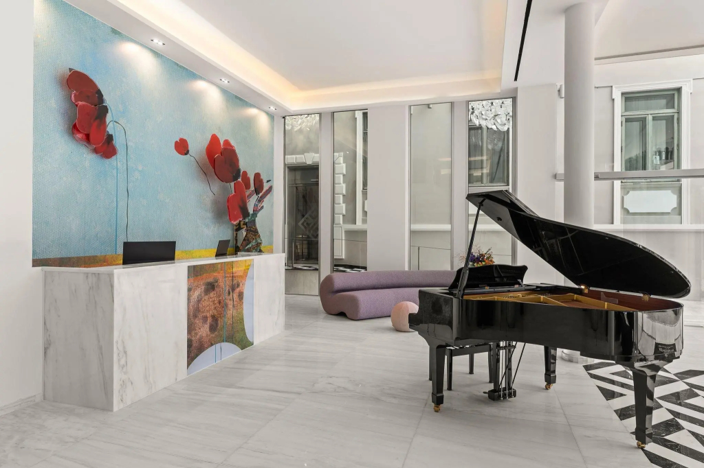 Athenaeum Eridanus Luxury Hotel