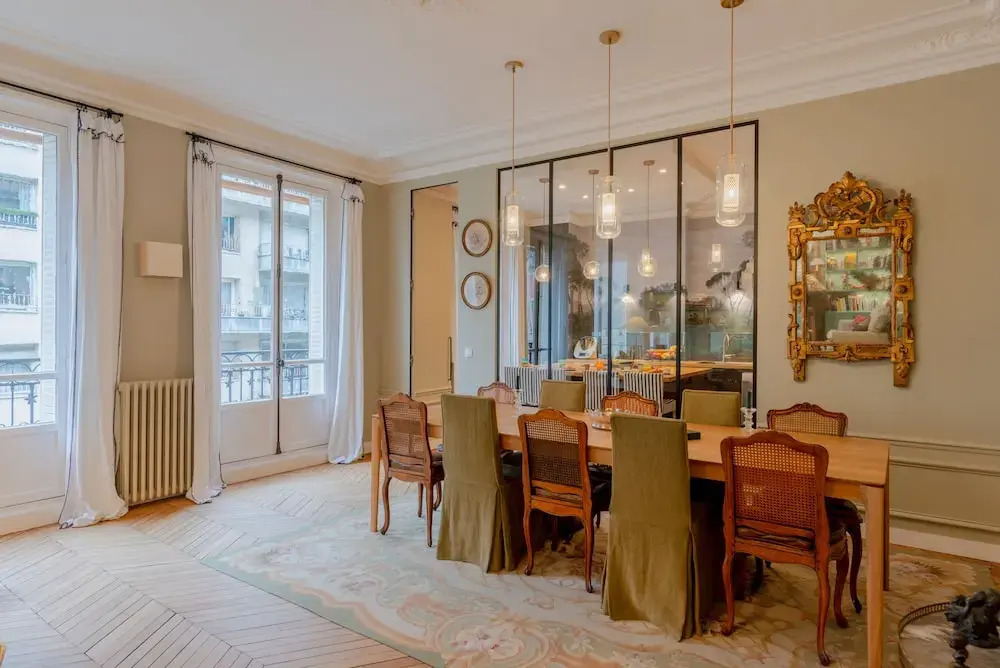 Paris Wagram Design Residence