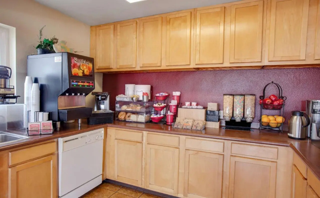 SureStay Hotel by Best Western San Diego Pacific Beach